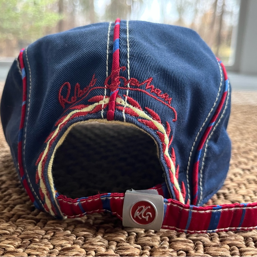 Robert Graham cotton/silk men’s baseball cap.  Navy with colored piping.